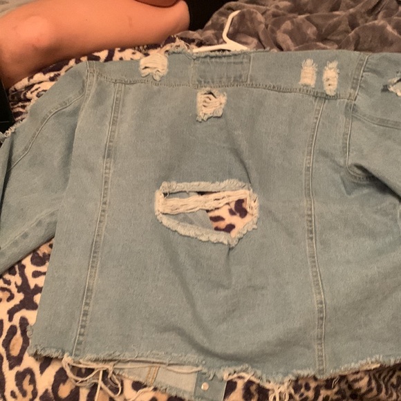 Jean jacket - Picture 4 of 4